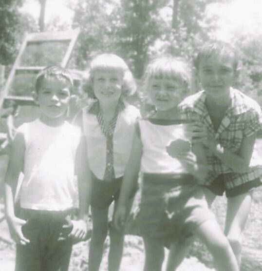 Deborah "Debbie" Morgan - Photo 3