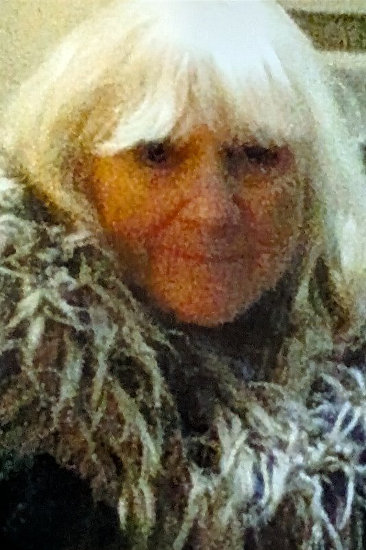 Shirley Allen - Photo 6