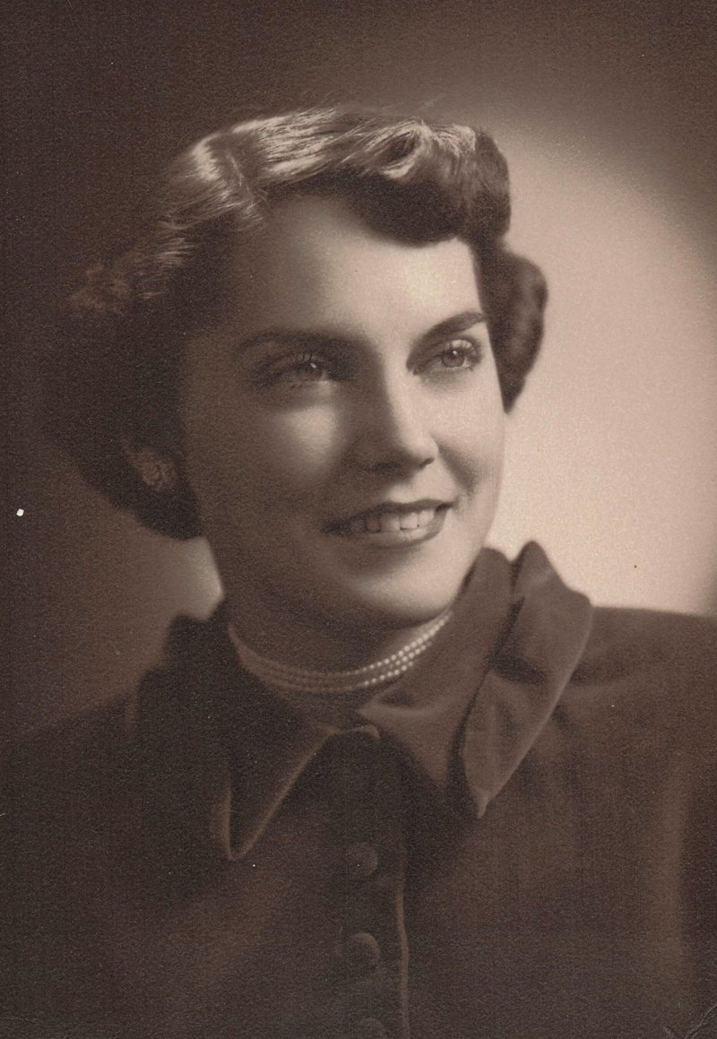 Frances Marie Delahoussaye Hill Albers - Photo 9