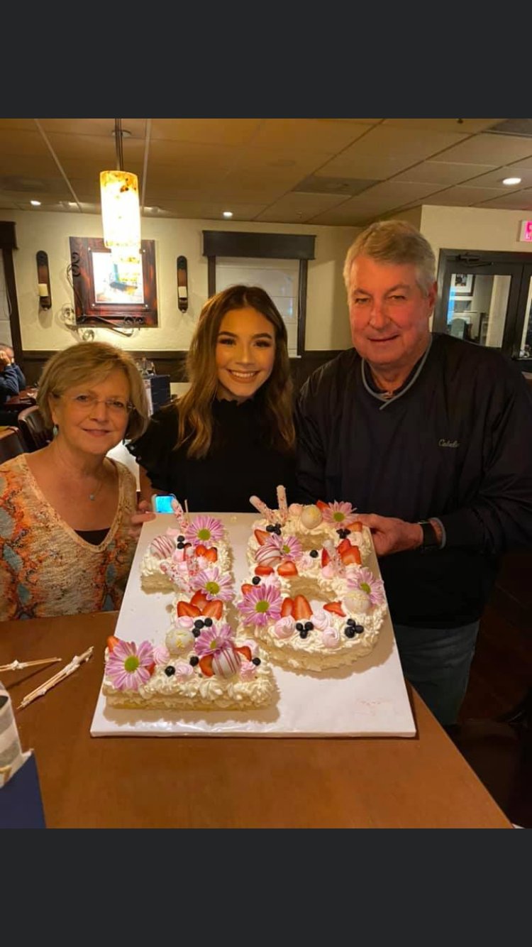 Ernest Kent Griffin - Photo 2