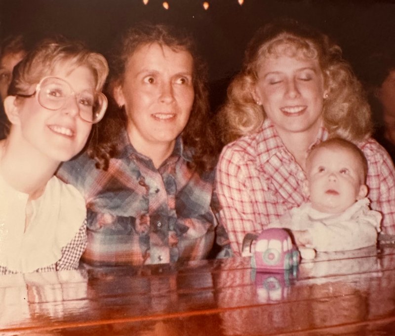 Sonya Kay "Nonnie" Barnett - Photo 4