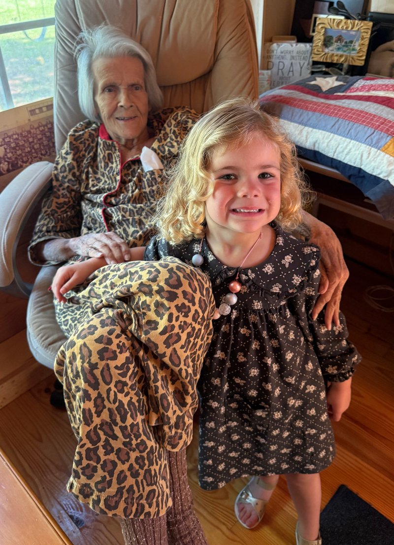 Sonya Kay "Nonnie" Barnett - Photo 2