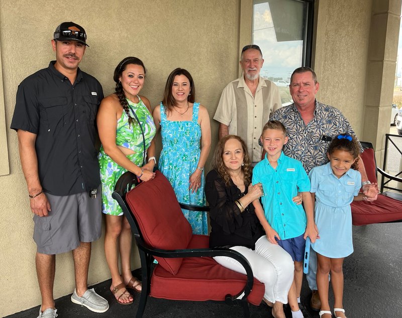 Becky Menard - Photo 6