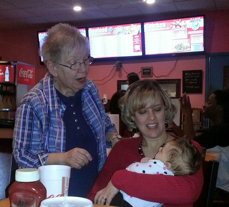 Mary Elizabeth Roberts - Photo 8