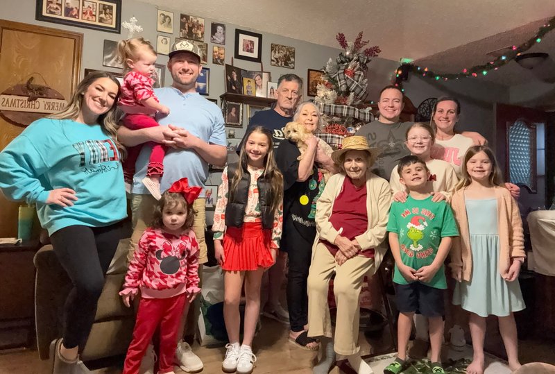 Mary E. Jarrett - Photo 3