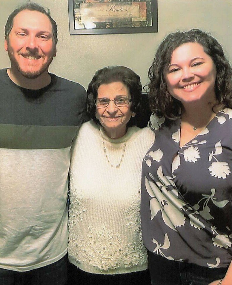 Elizabeth Terracina Collins - Photo 4