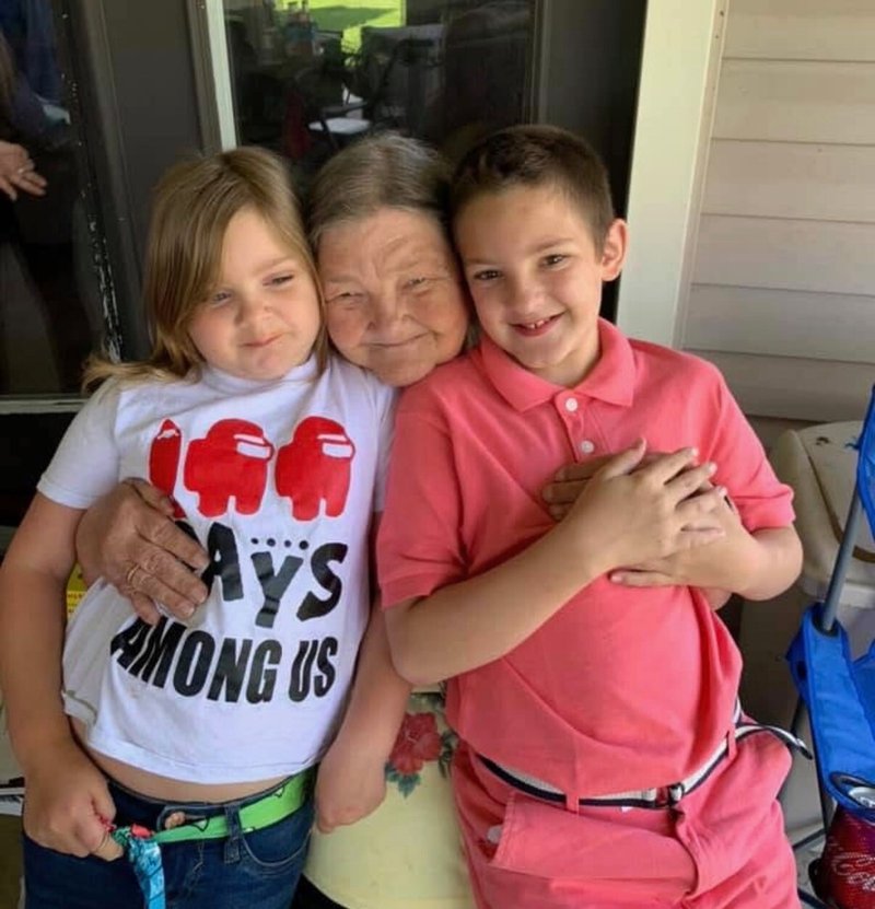 Dee Puckett - Photo 10