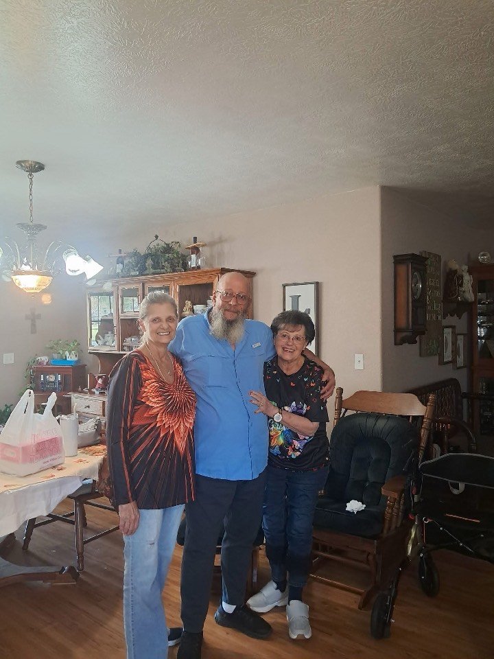 Michael E. Ledford - Photo 11