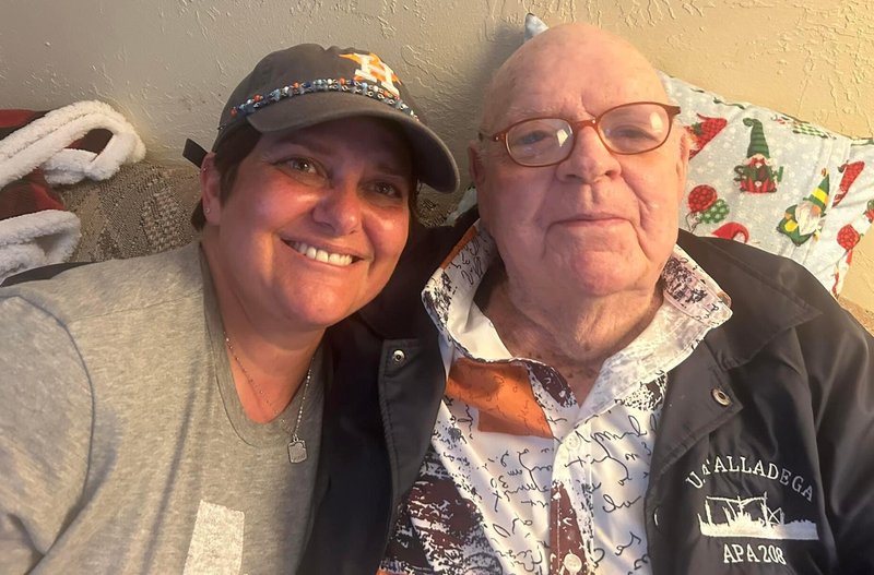 Travis Edwin Farris - Photo 4