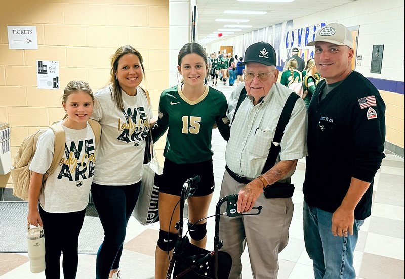 Hulet "Hugh" Holcombe - Photo 7