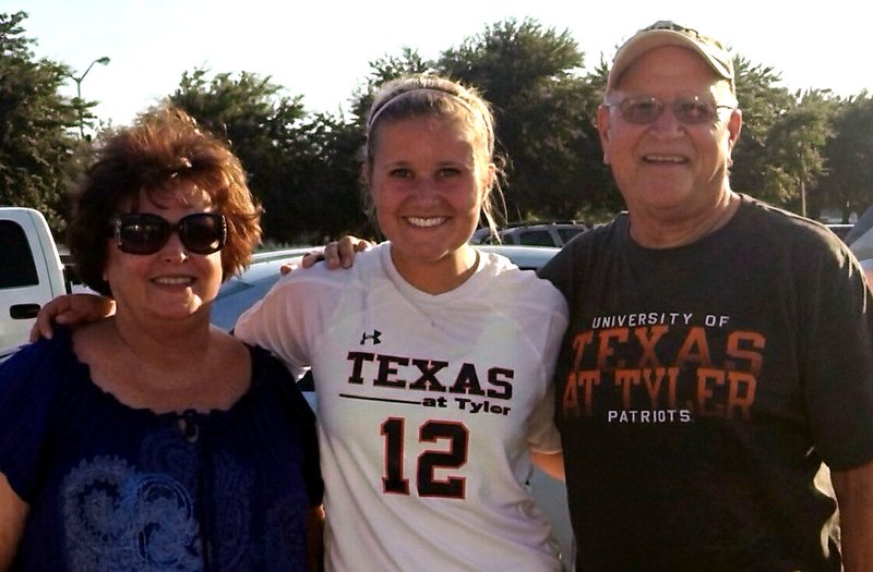 Lanny Bennett - Photo 4