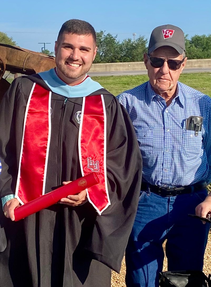 Neubern J. Benoit - Photo 3