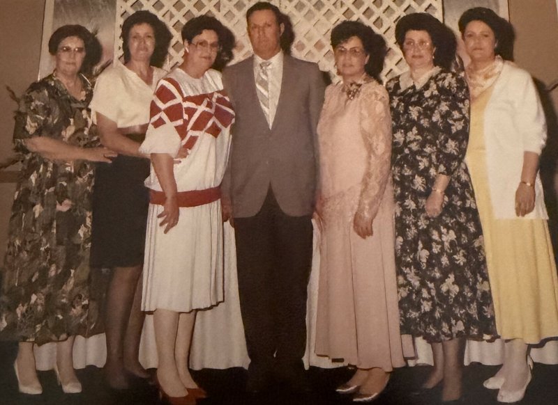 Neubern J. Benoit - Photo 8