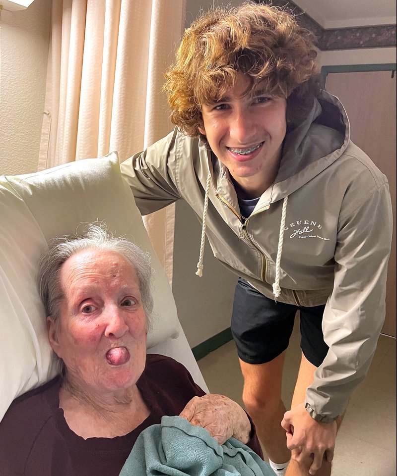 Shirley McCowan - Photo 8