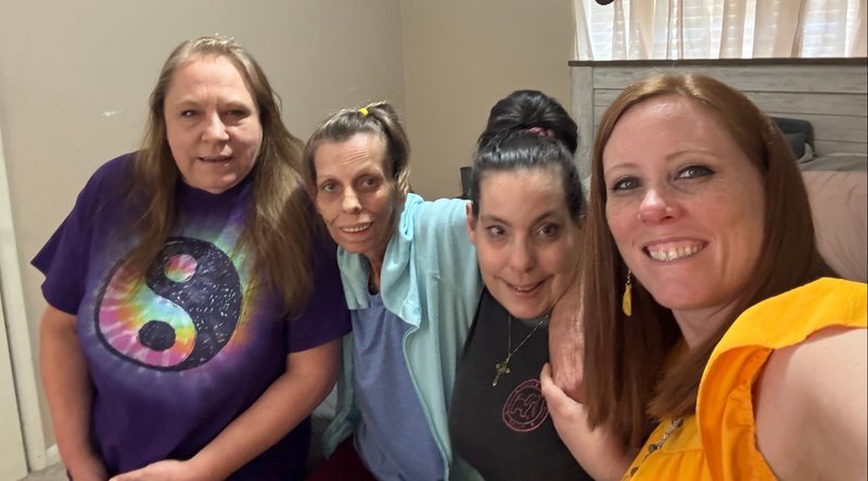 Sandra Lee Lawhon - Photo 4