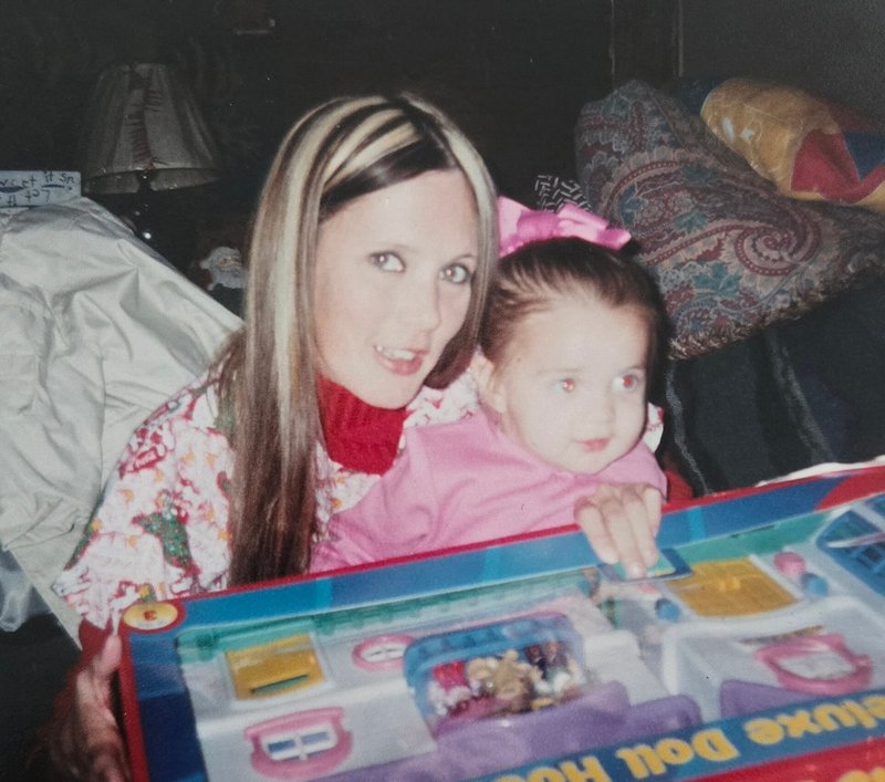 Dawn Michelle Ward - Photo 8