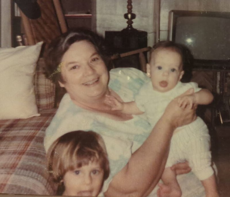 Mary Sharon Henry Shreve - Photo 4