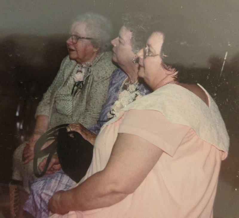 Mary Sharon Henry Shreve - Photo 10