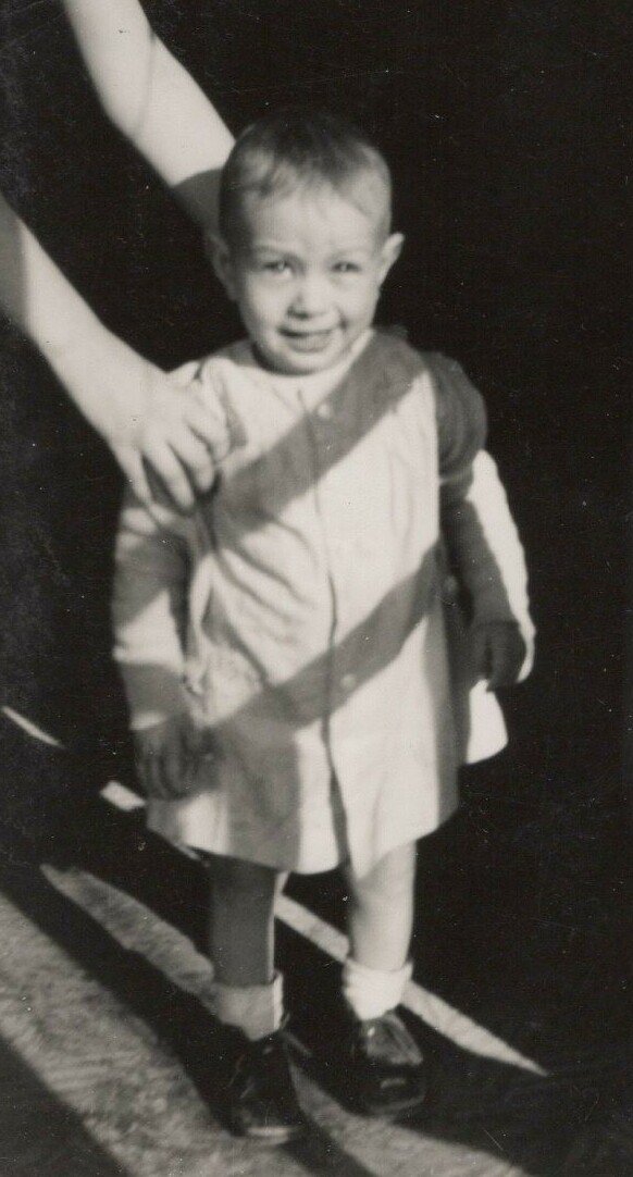 Warren Spencer Batchelor - Photo 6