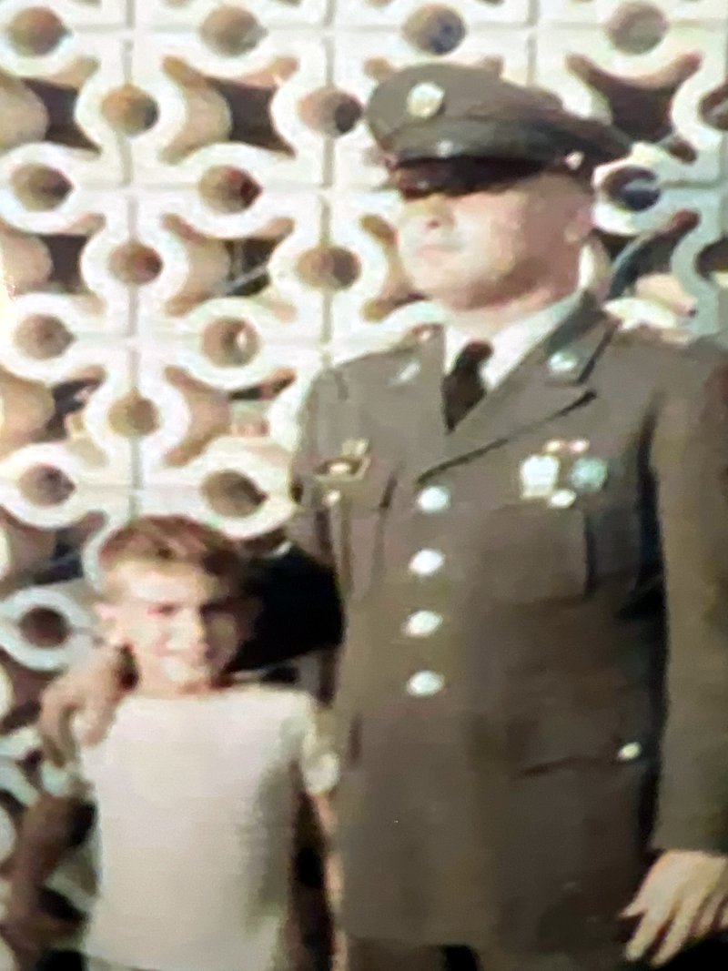 David L. Berg - Photo 10