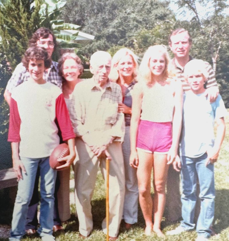 Linda Gay Monroe - Photo 11