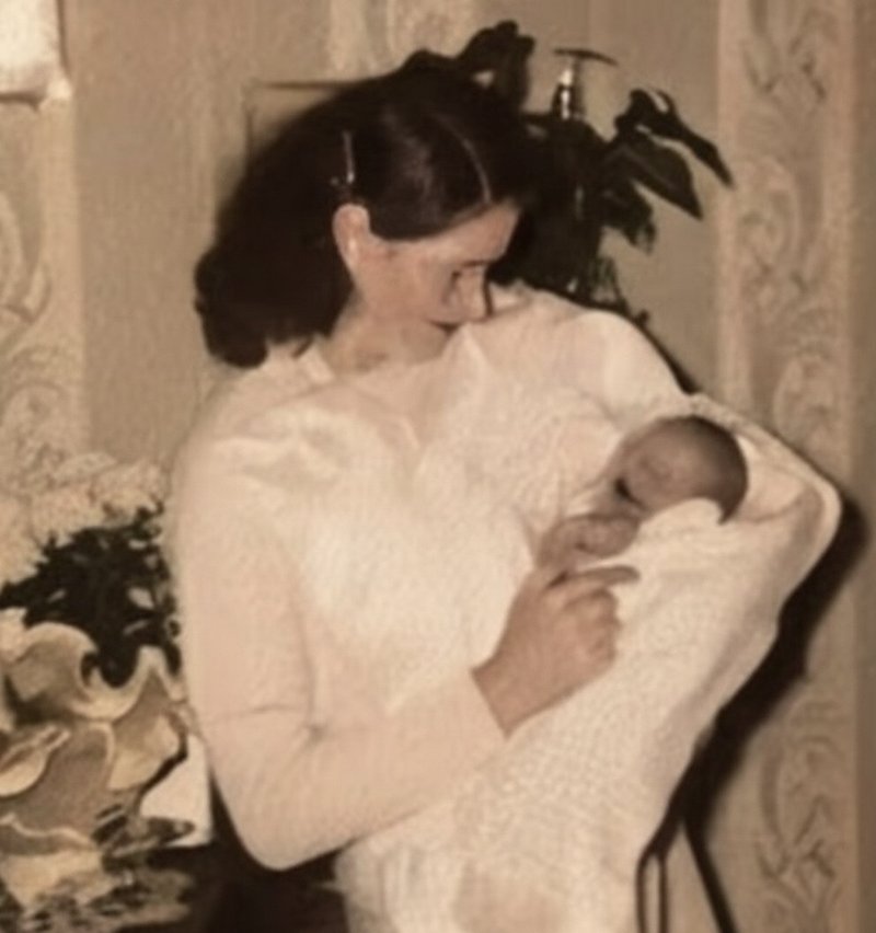 Anne Avery - Photo 3