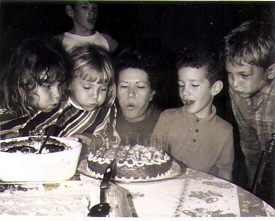 Anne Avery - Photo 6