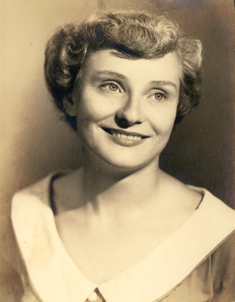 Lucy Lee Moore - Photo 7