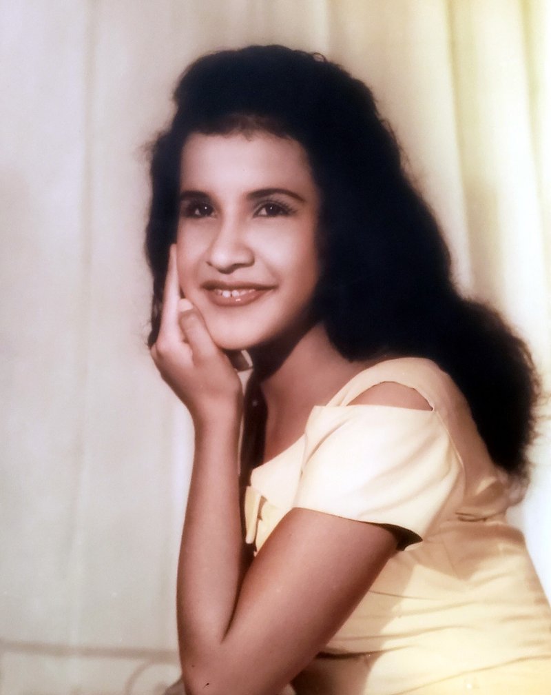 Linda A. Lopez - Photo 10