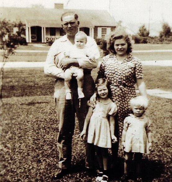 Elizabeth Ann Albers - Photo 4