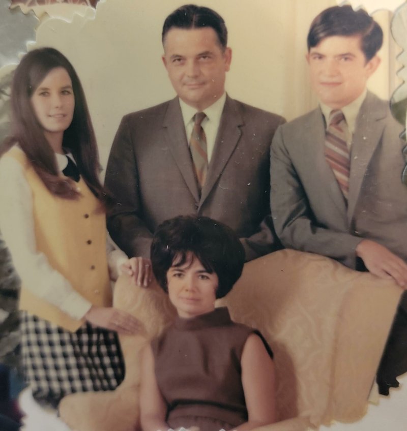 Kathryn Hanlon - Photo 8