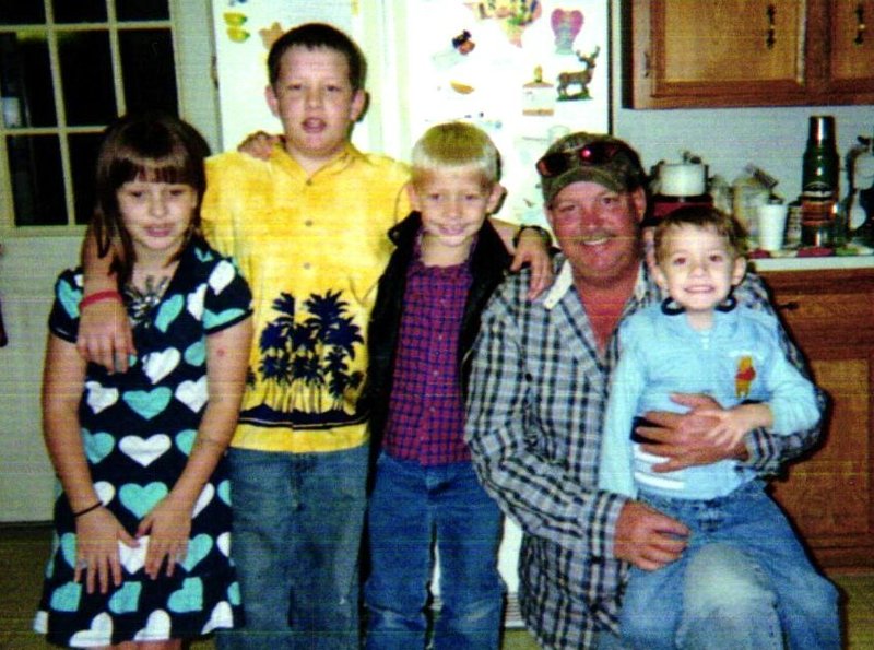 Helen Elaine Theriot - Photo 5