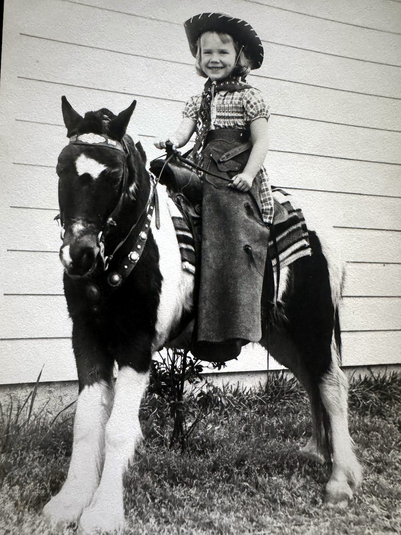 Rebecca Gayle Trahan - Photo 5