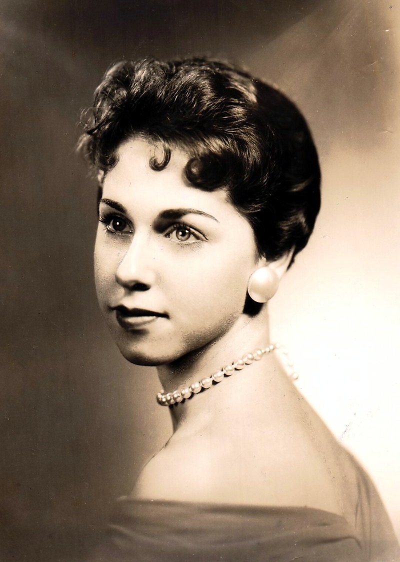 Joyce "Cookie" Hawsey - Photo 3