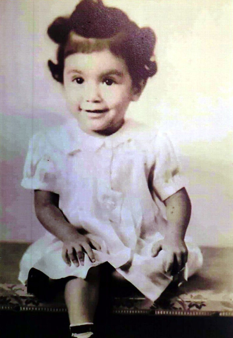 Elvira Estrello Jones - Photo 3