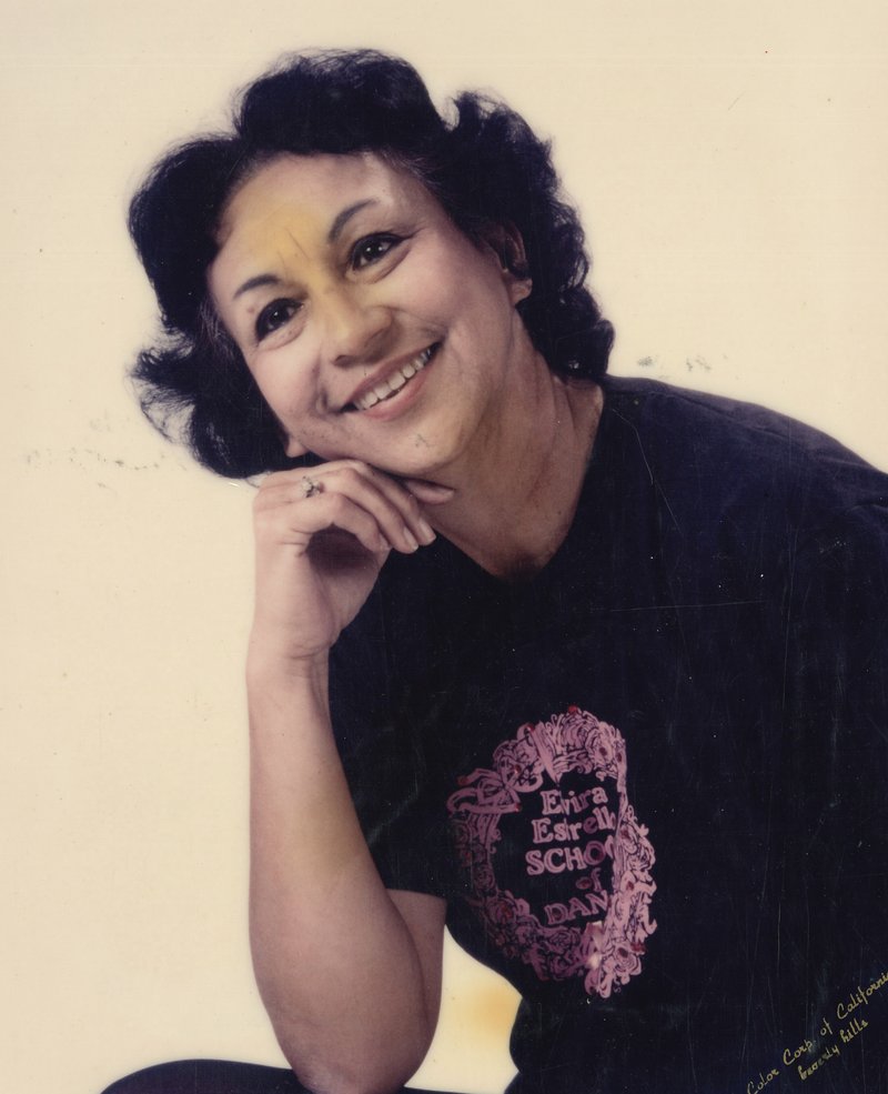 Elvira Estrello Jones - Photo 7