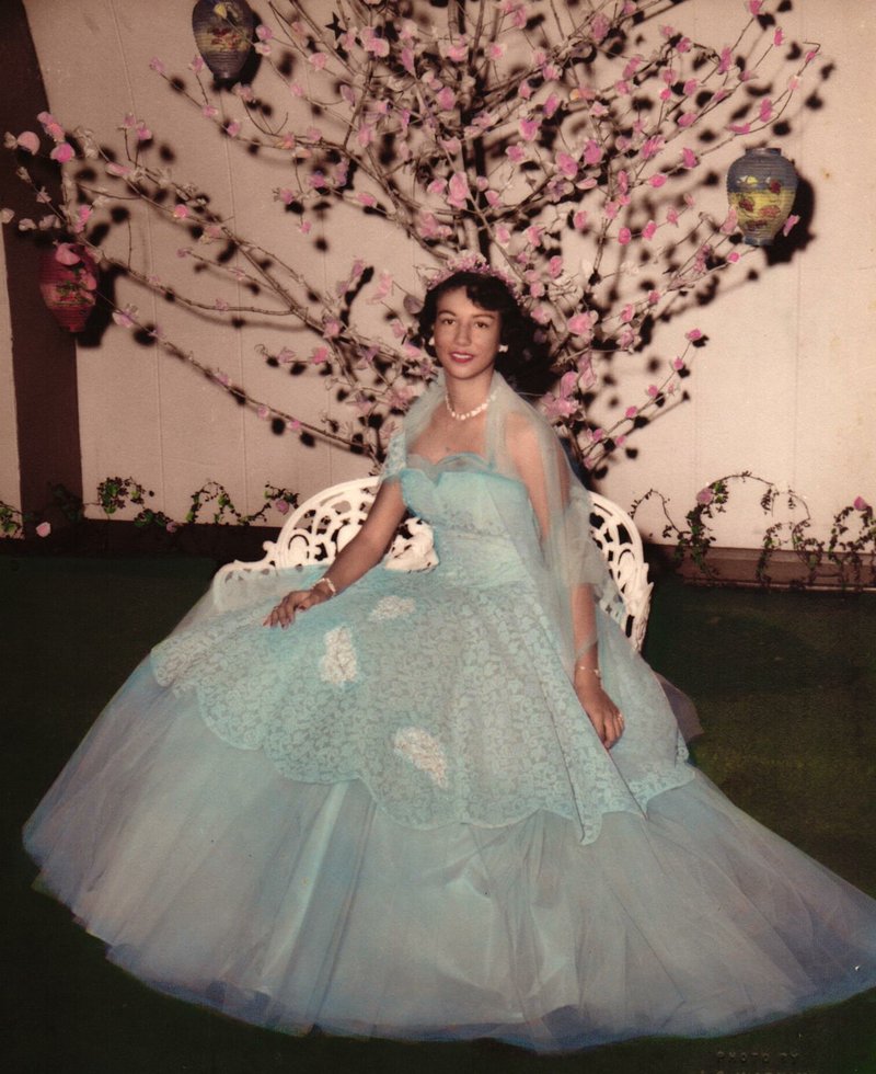 Elvira Estrello Jones - Photo 11