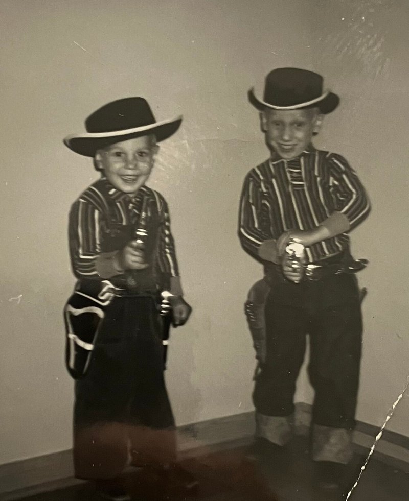 Thomas "Mike" Burnaman - Photo 4