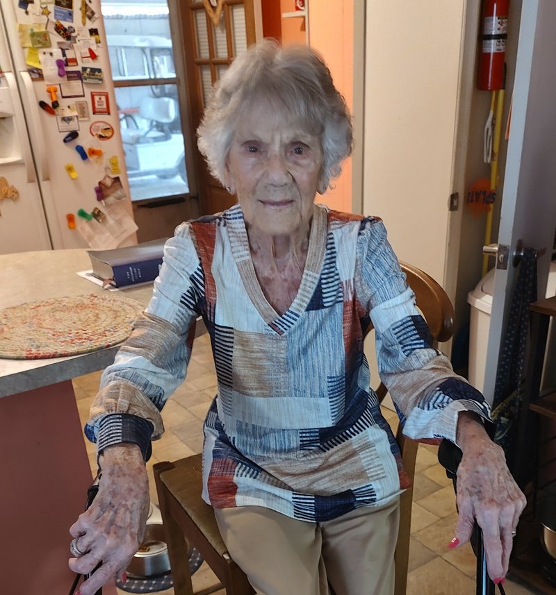 Nora Lee Weeks - Photo 5