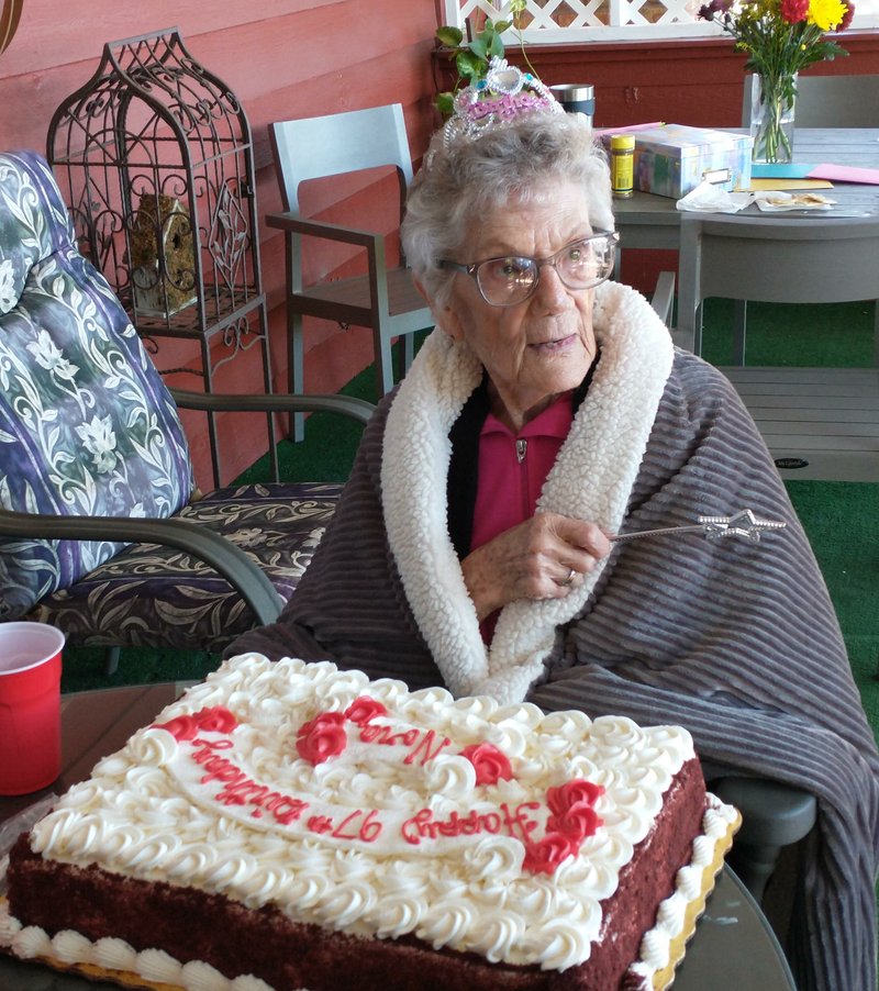 Nora Lee Weeks - Photo 8