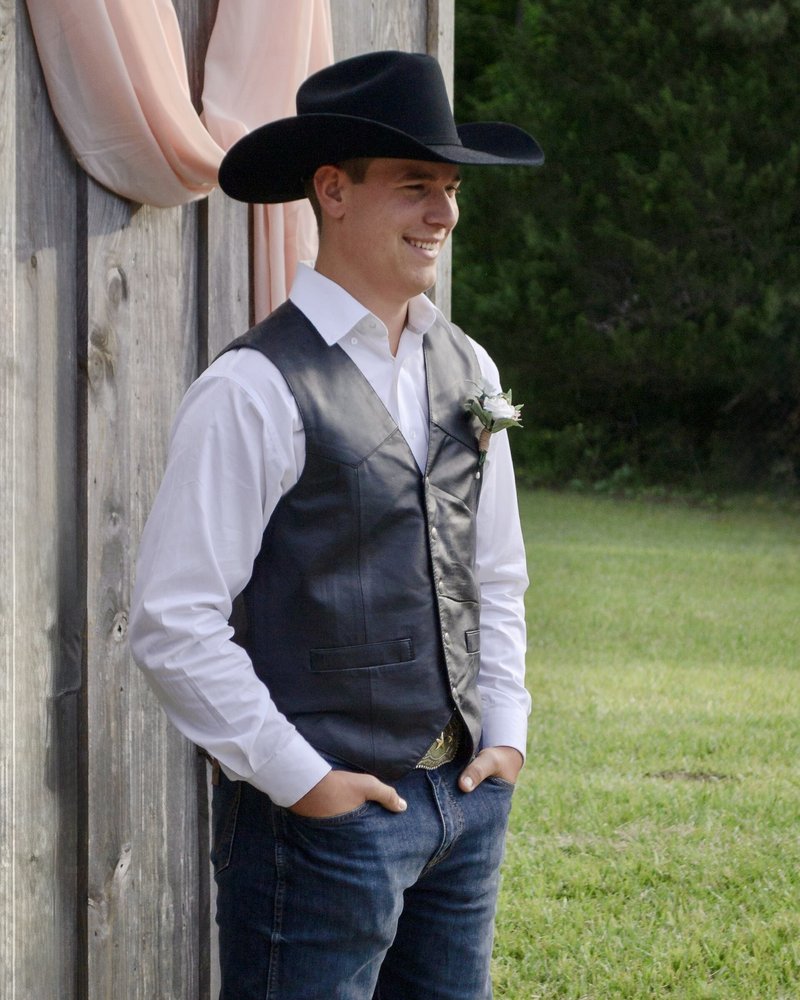 Austin Picou - Photo 2