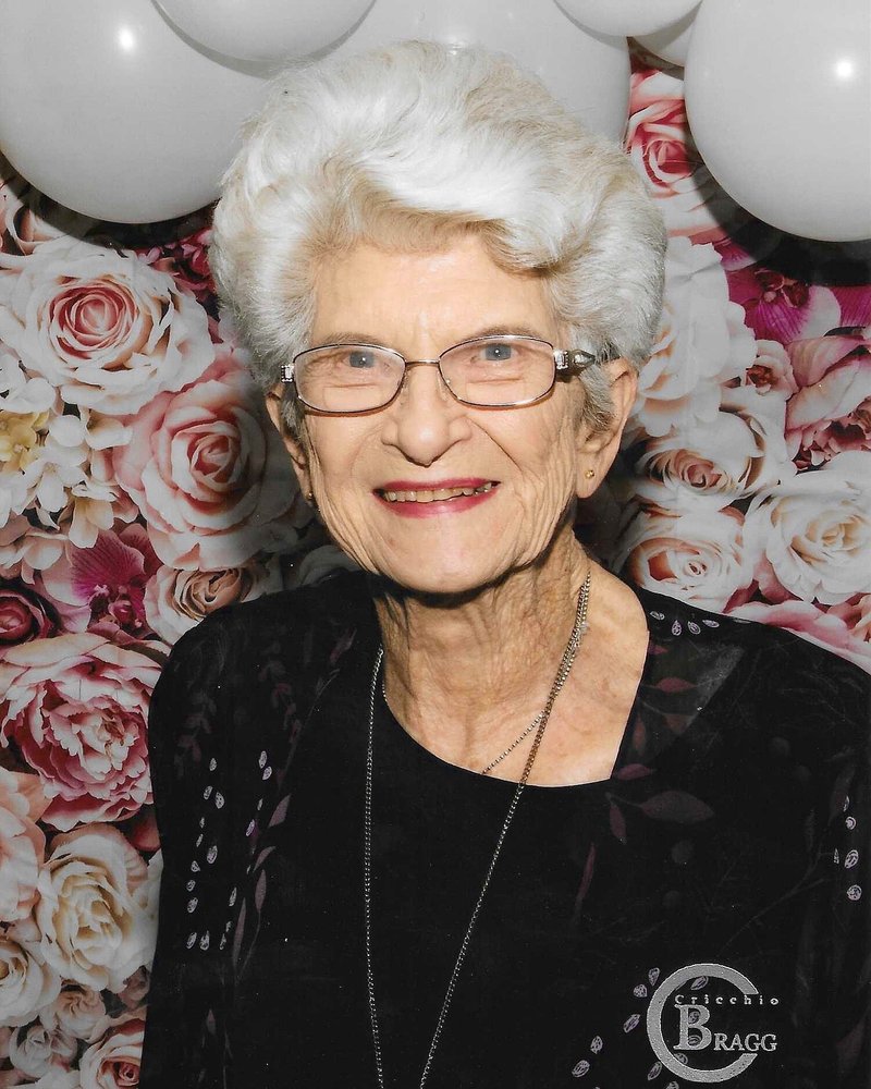 Joan Castillo - Photo 2