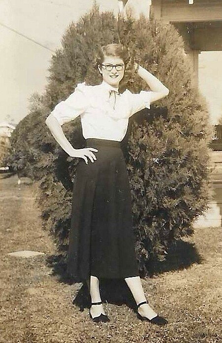 Joan Castillo - Photo 6