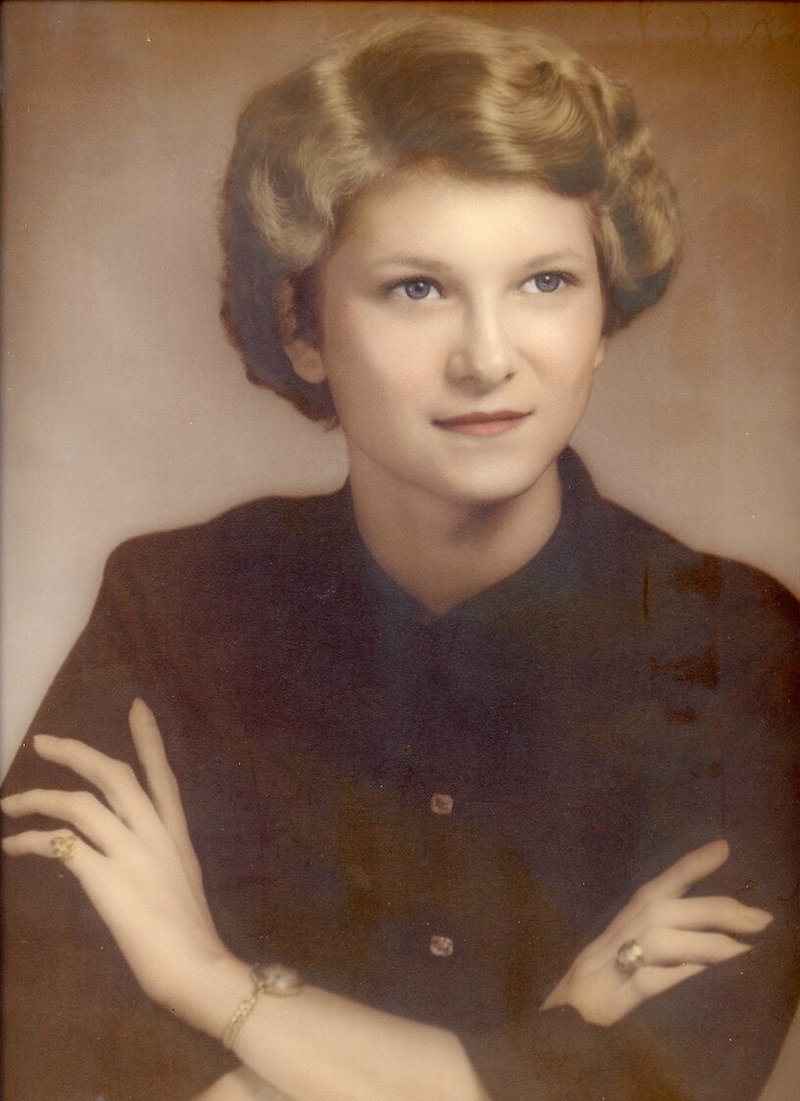 Joan Castillo - Photo 7