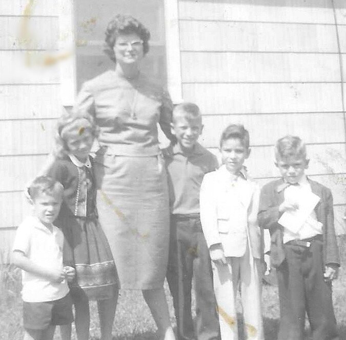 Joan Castillo - Photo 9