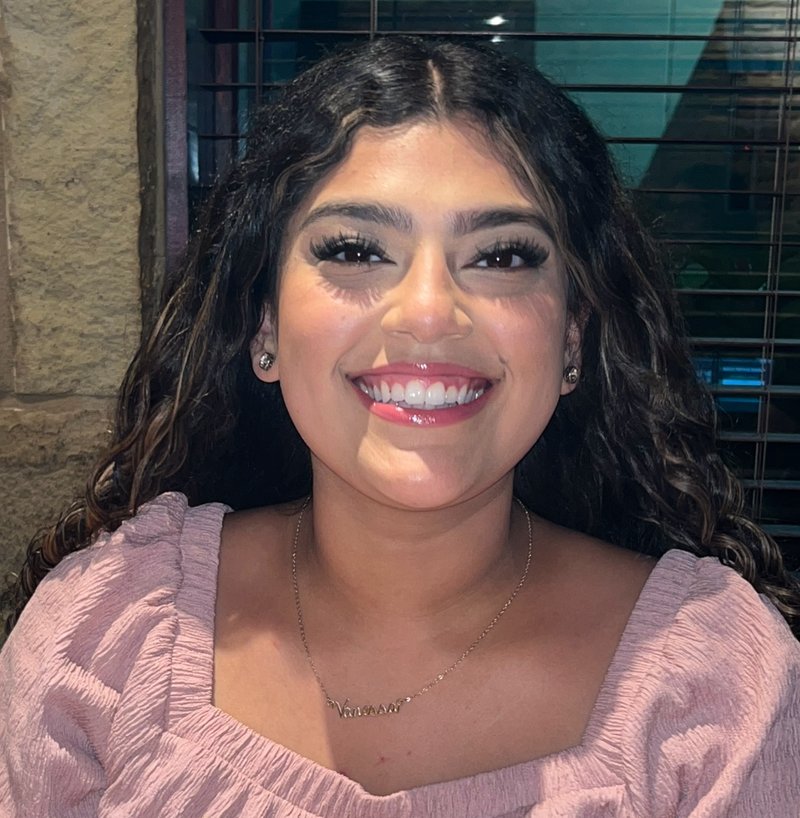 Vanessa Hernandez - Photo 2