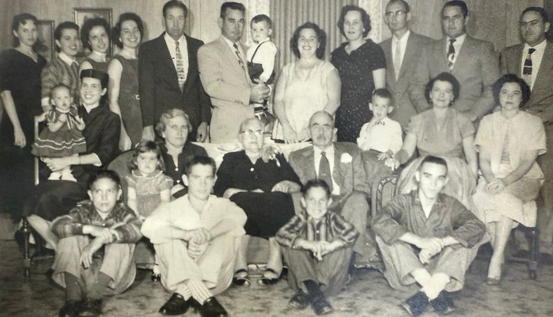 Elizabeth Christina Wilburn - Photo 11