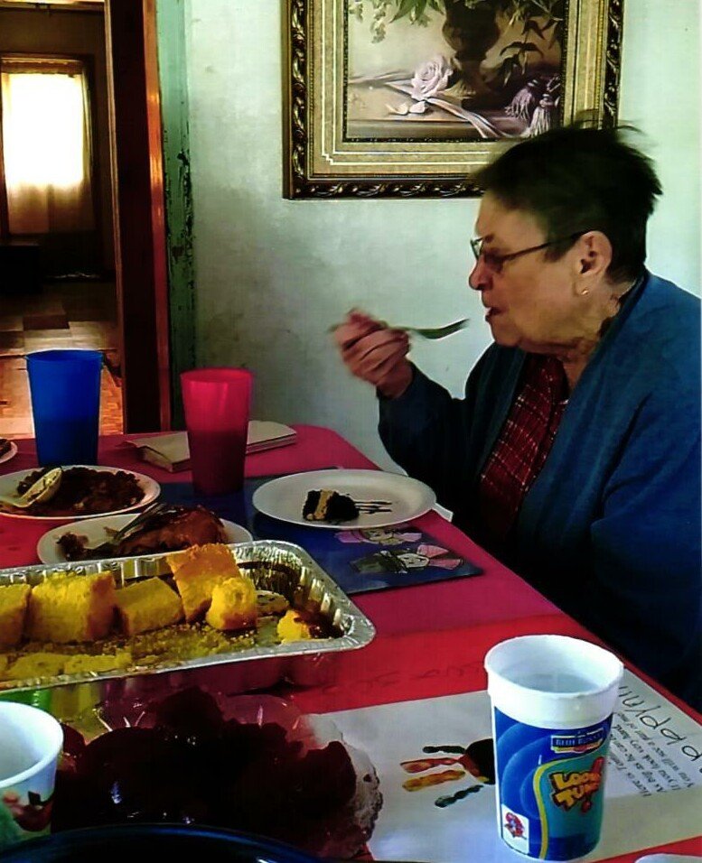 Florene "Flo" Stanton - Photo 4