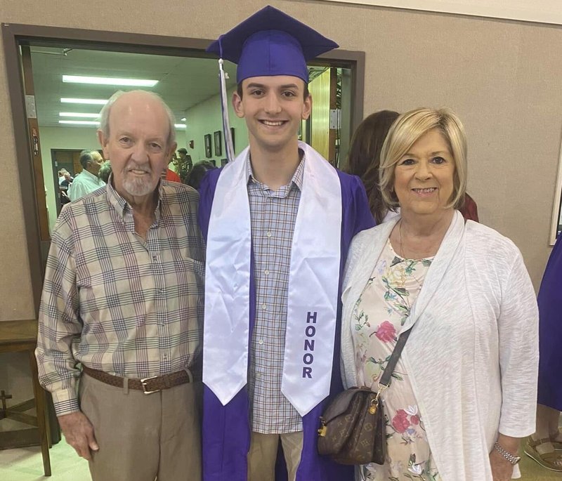 Michael "Mike" Lawrence Moreau - Photo 7