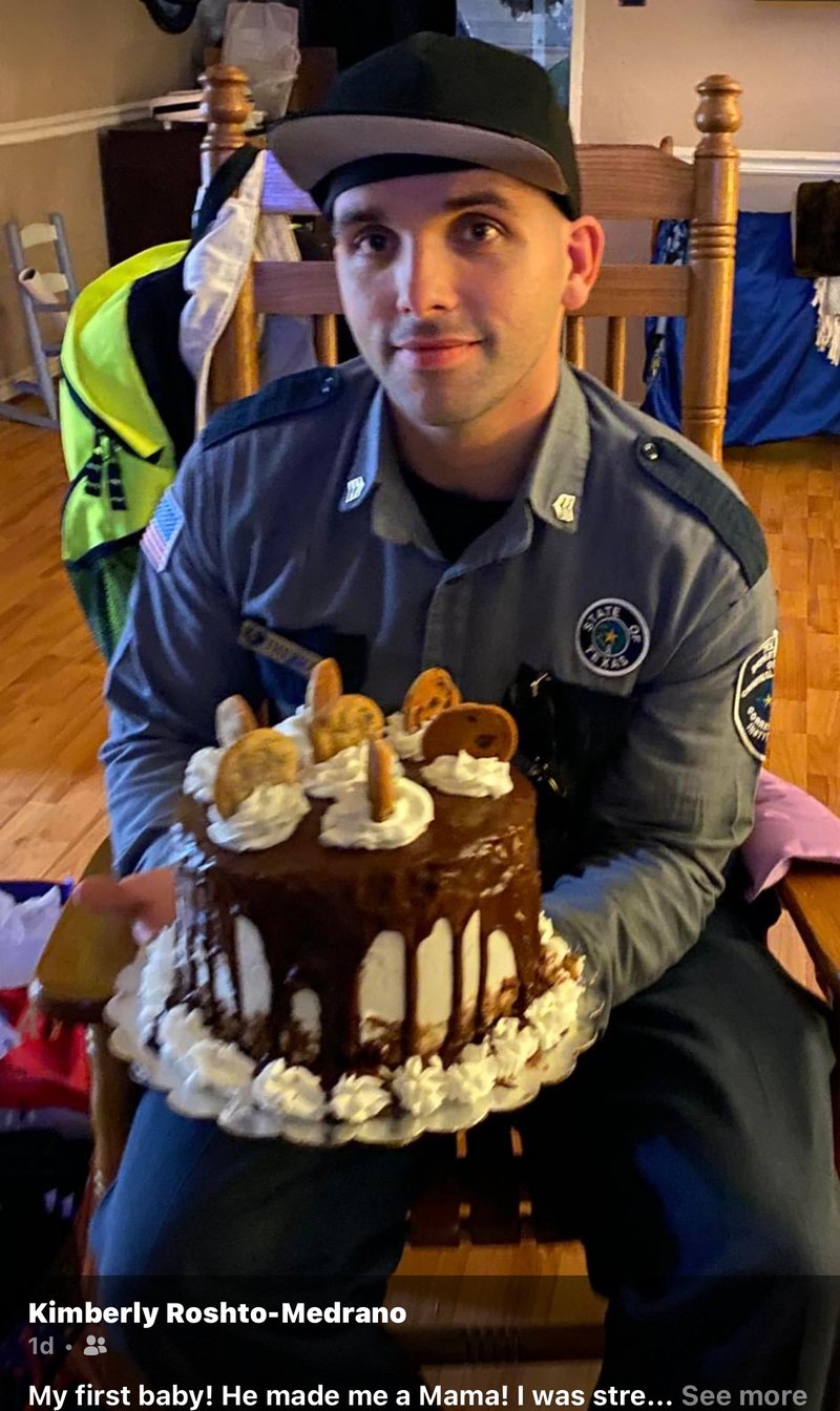 Alec Christian Theriot - Photo 4